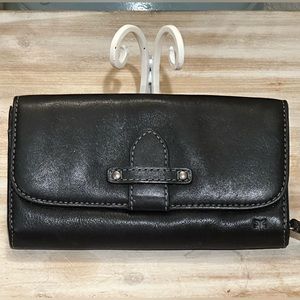 FRYE OLIVIA Wallet BLACK EUC